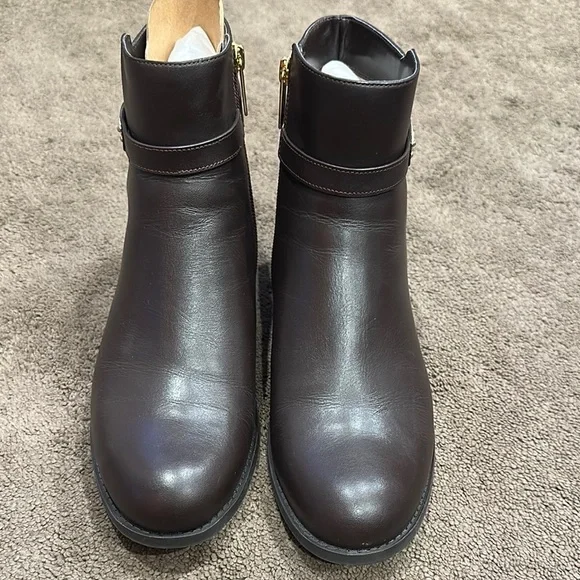 Michael Kors Women's Brown Ankle Boots - Picture 4 of 10